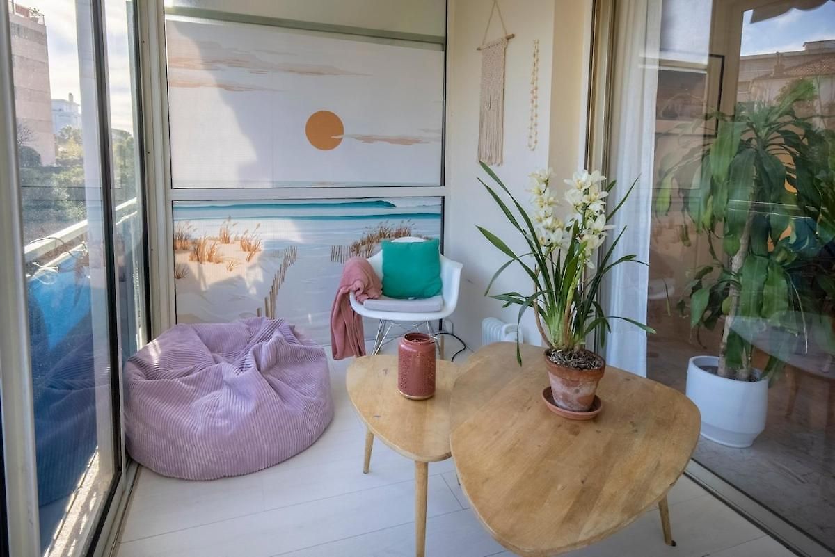 Spacious And Pleasant 3 Bedroom Flat * Nice