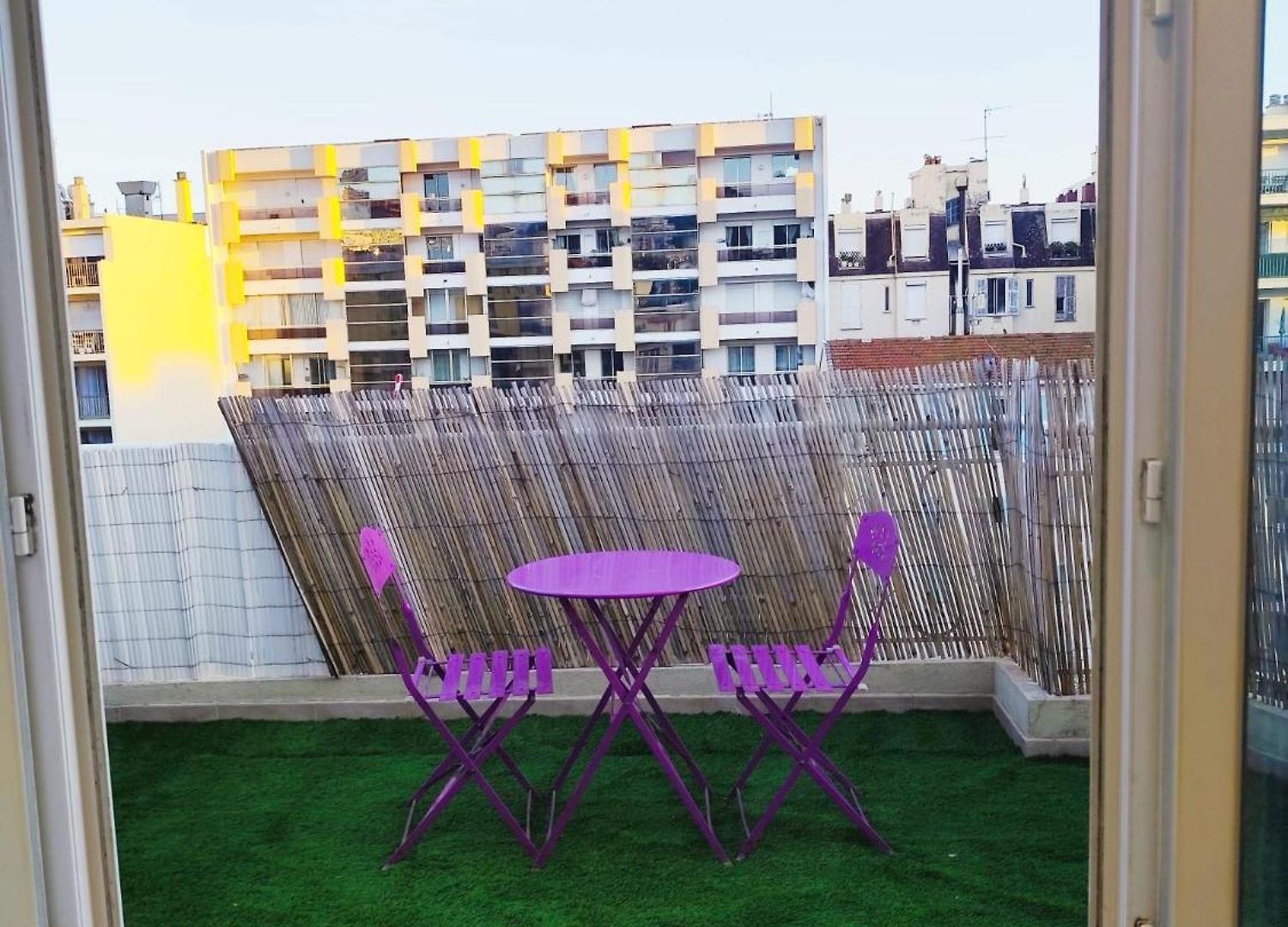 Cozy Downtown 2 Bedroom 1 Min 1 Min Tramway 10min Airport Air Conditionner