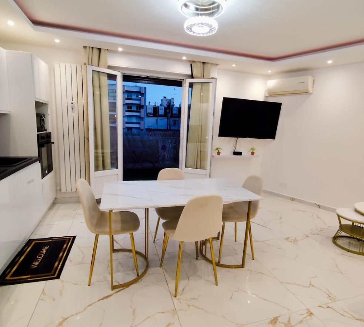 Appartement Cozy Downtown 2 Bedroom 1 Min 1 Min Tramway 10min Airport Air Conditionner