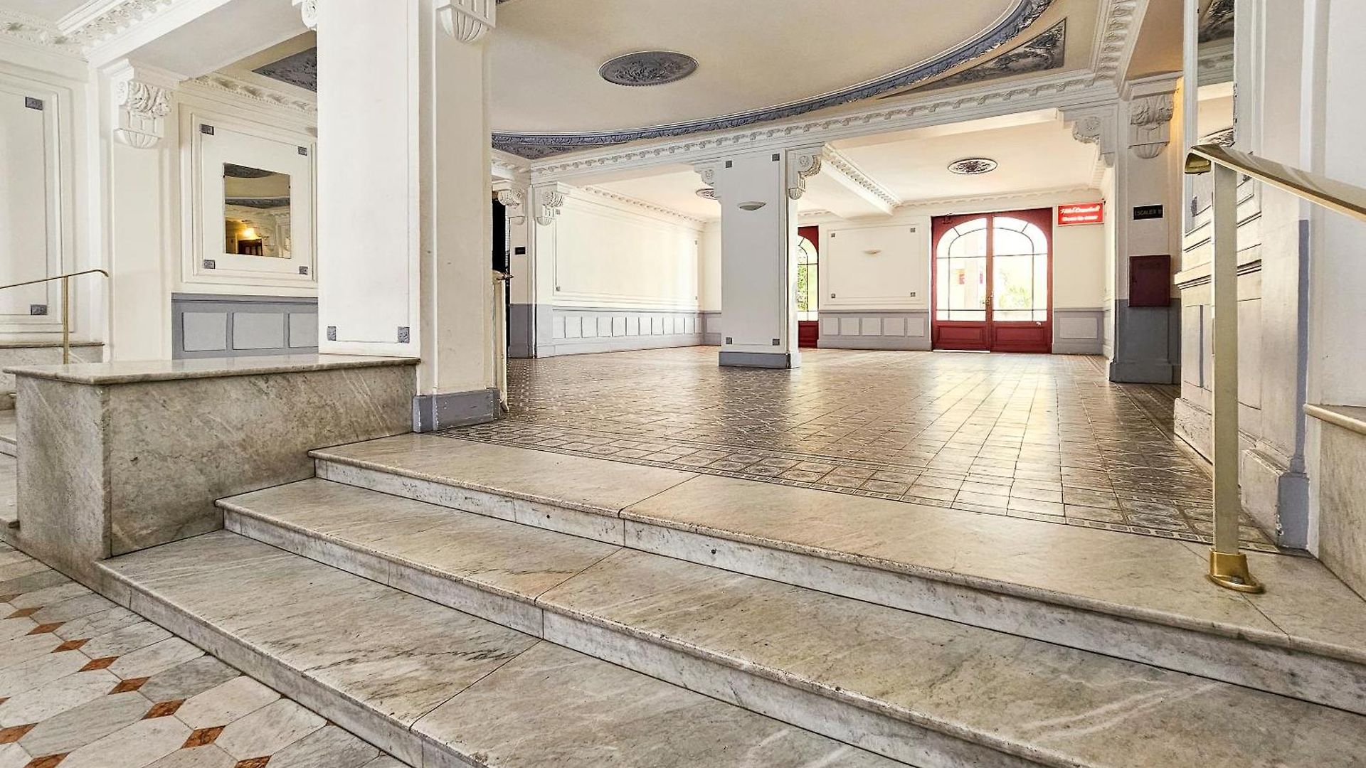 Palace Adly 2 Pers Wifi Ac Sea Appartement *