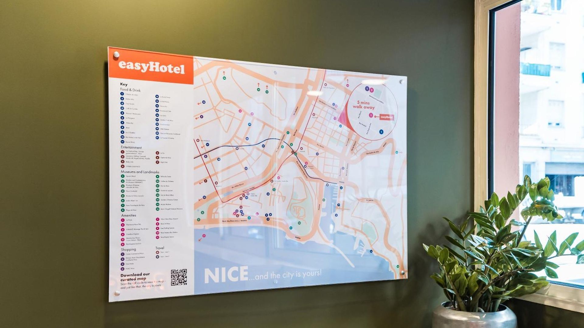 Easyhotel Old Town Hotel 2*