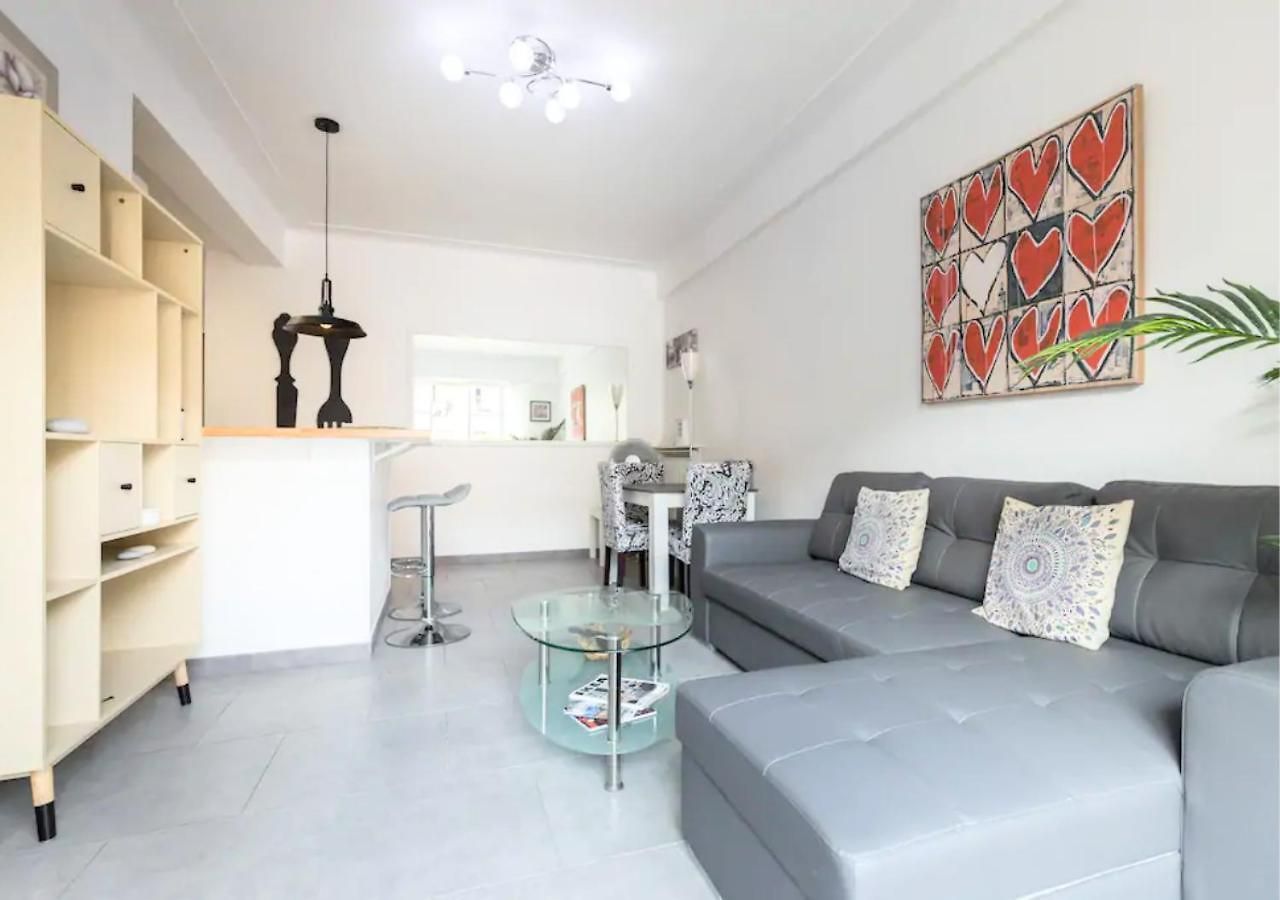 Appartement Beautiful & Spacious 2 Bed Near Center