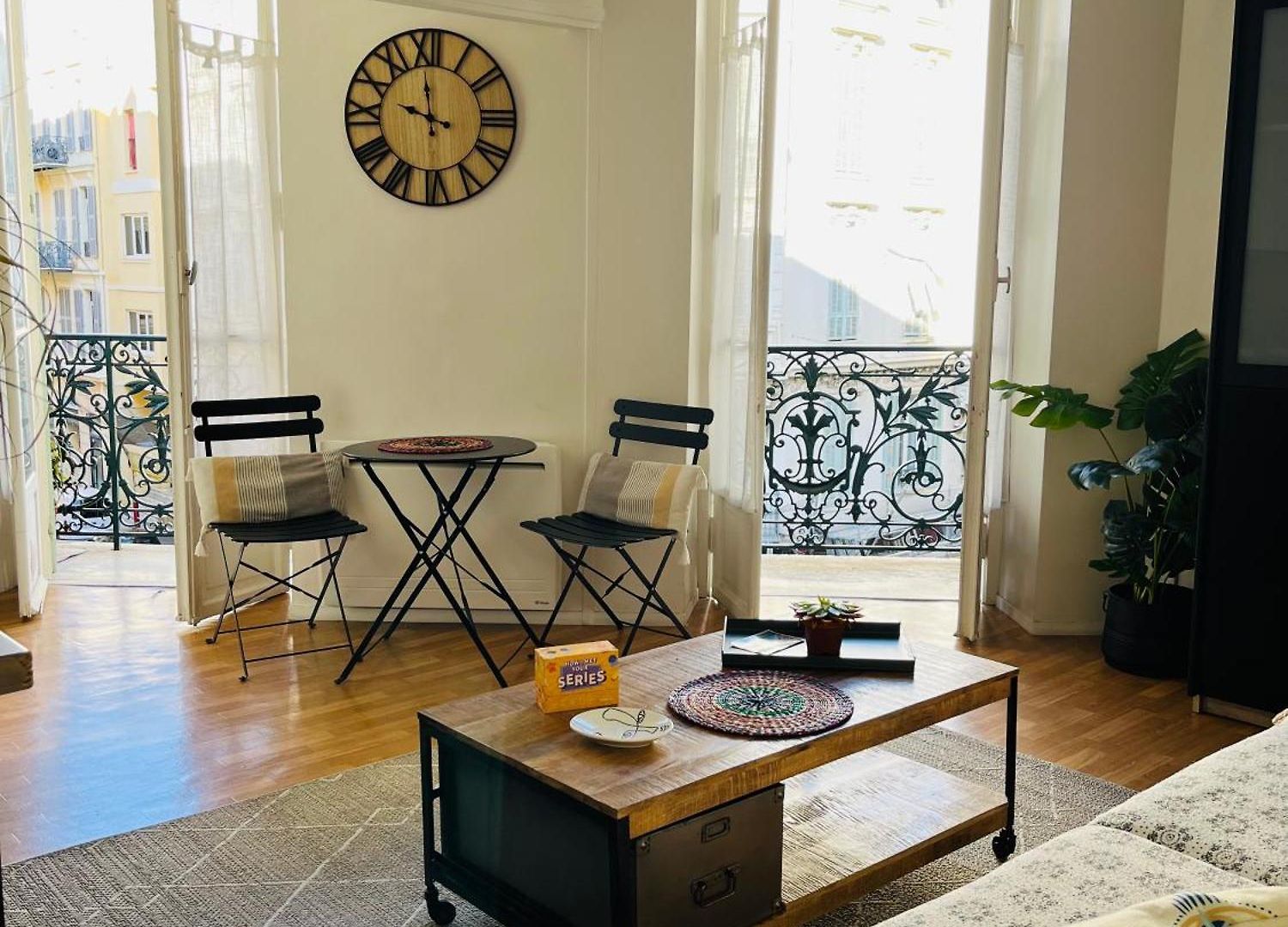 Appartement En Plein Coeur De *