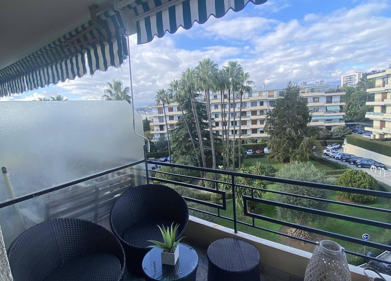 Ouest Caucade- Beautiful 2p, Ac, Clim Appartement