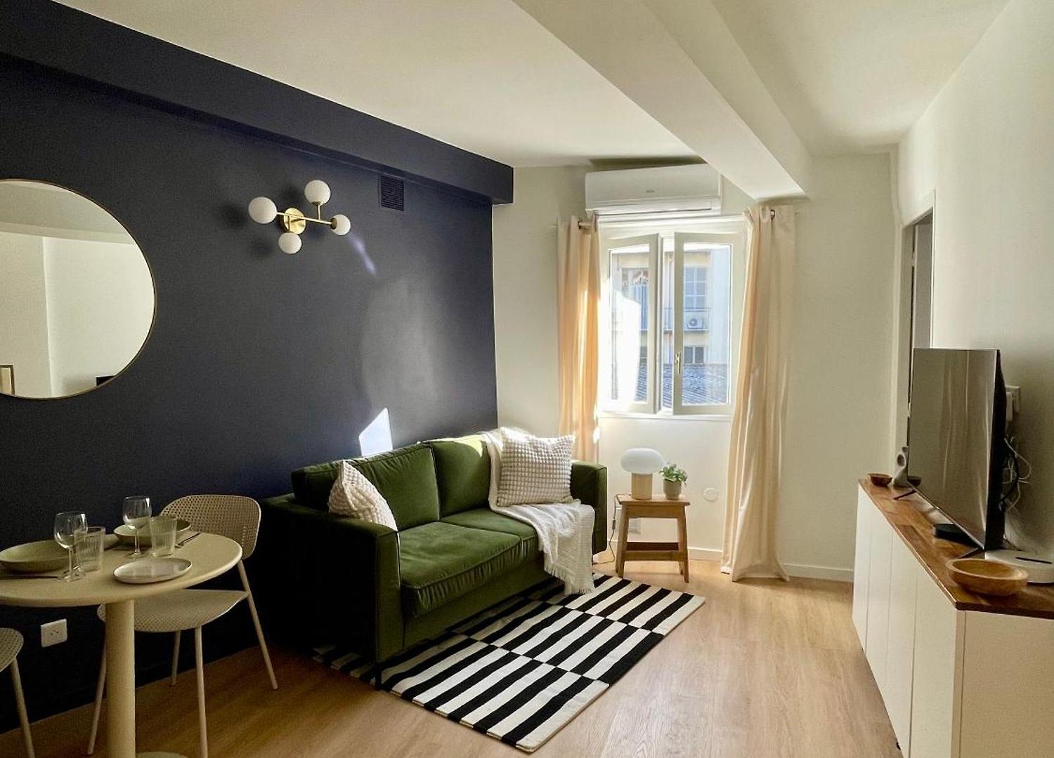 Cosy 1 Bedroom Place Massena Nice