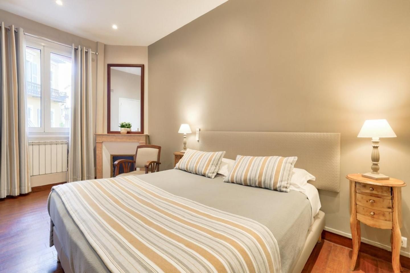 Lepante Hotel 2*