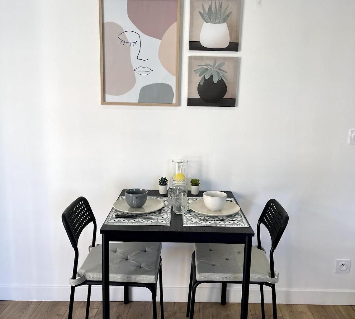 Joli Place Garibaldi, Vieux-nice, Port Apartment