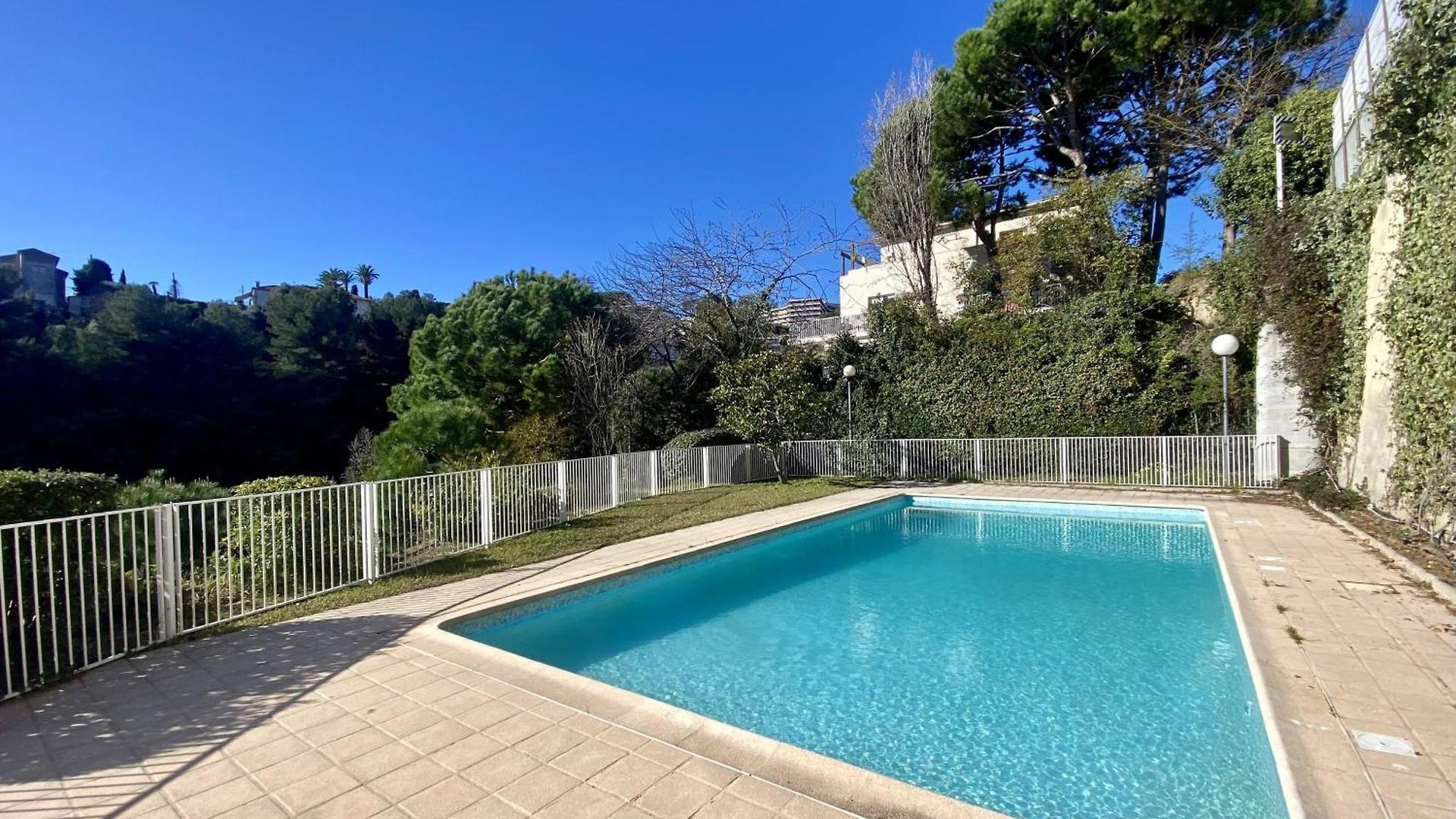 Ouest 2p Sea View, Pool, Quiet * Nice