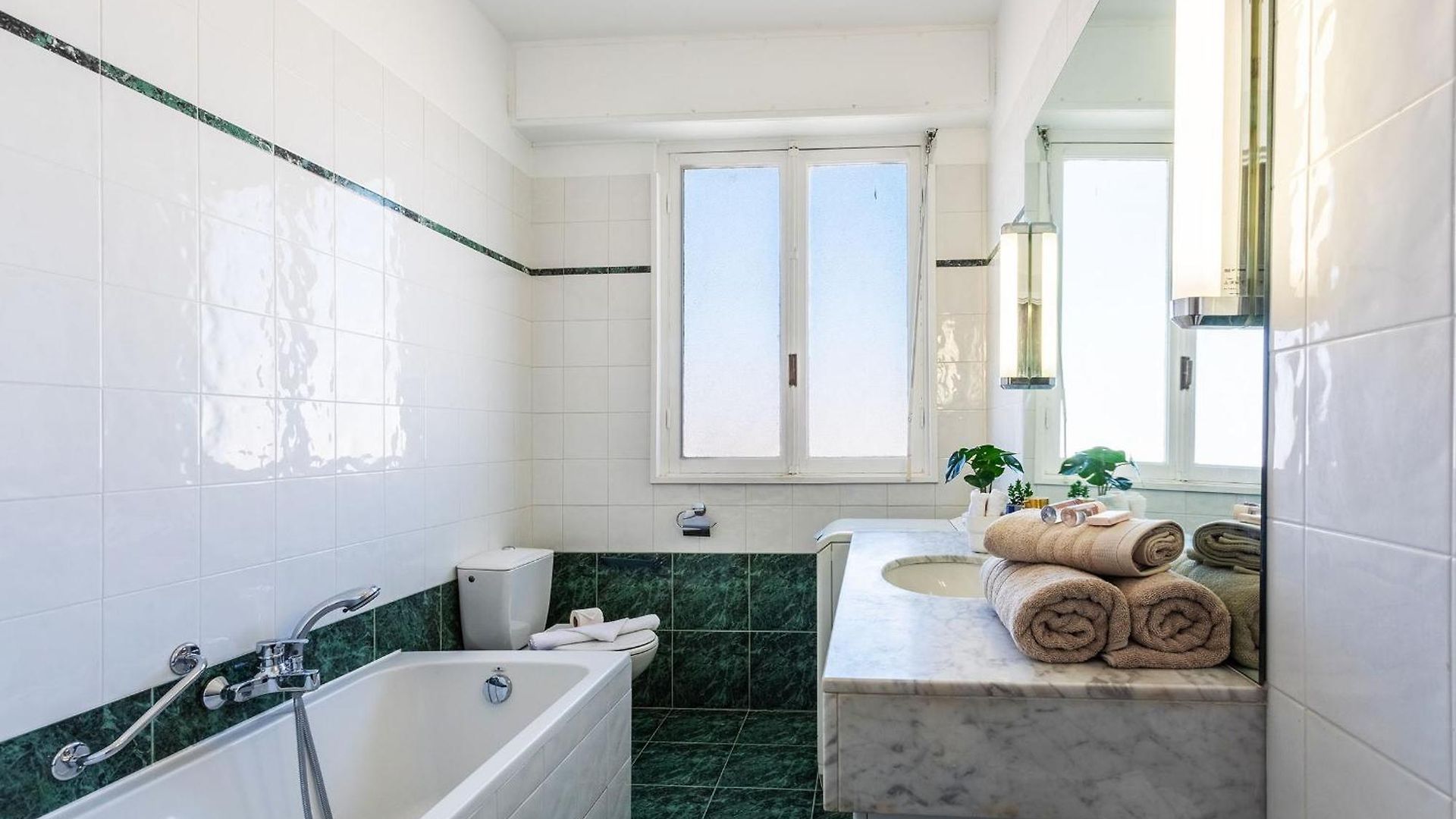 Plaza Terrace Ap4065 By Riviera Homes *