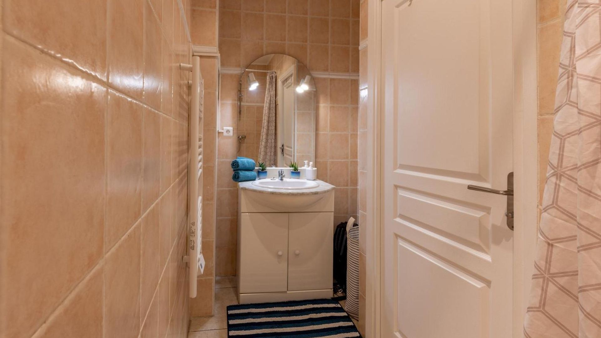 Apartment Joli Cocon A 3 Min A Pied De La Nice