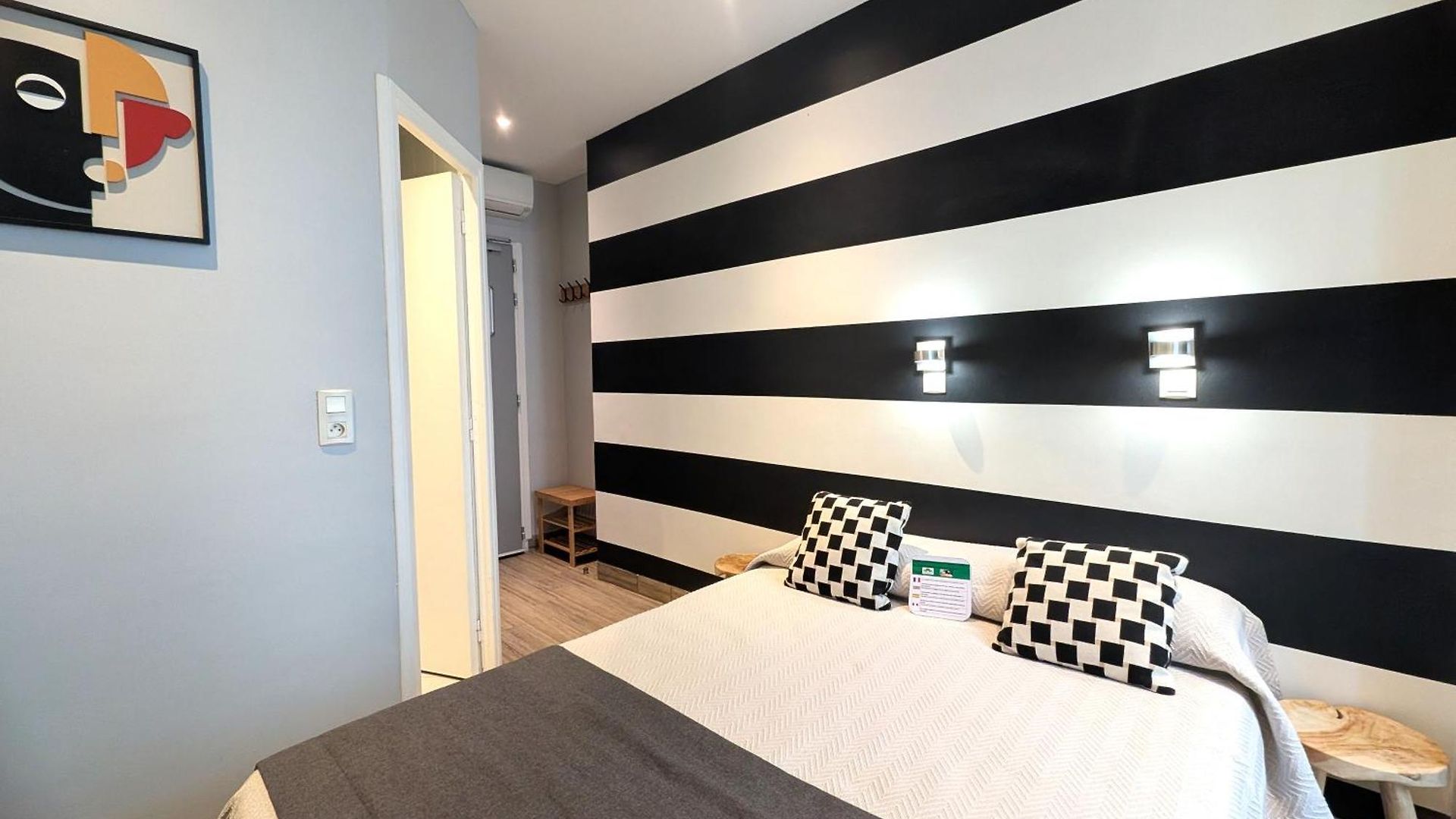 Hotel H33 Nice