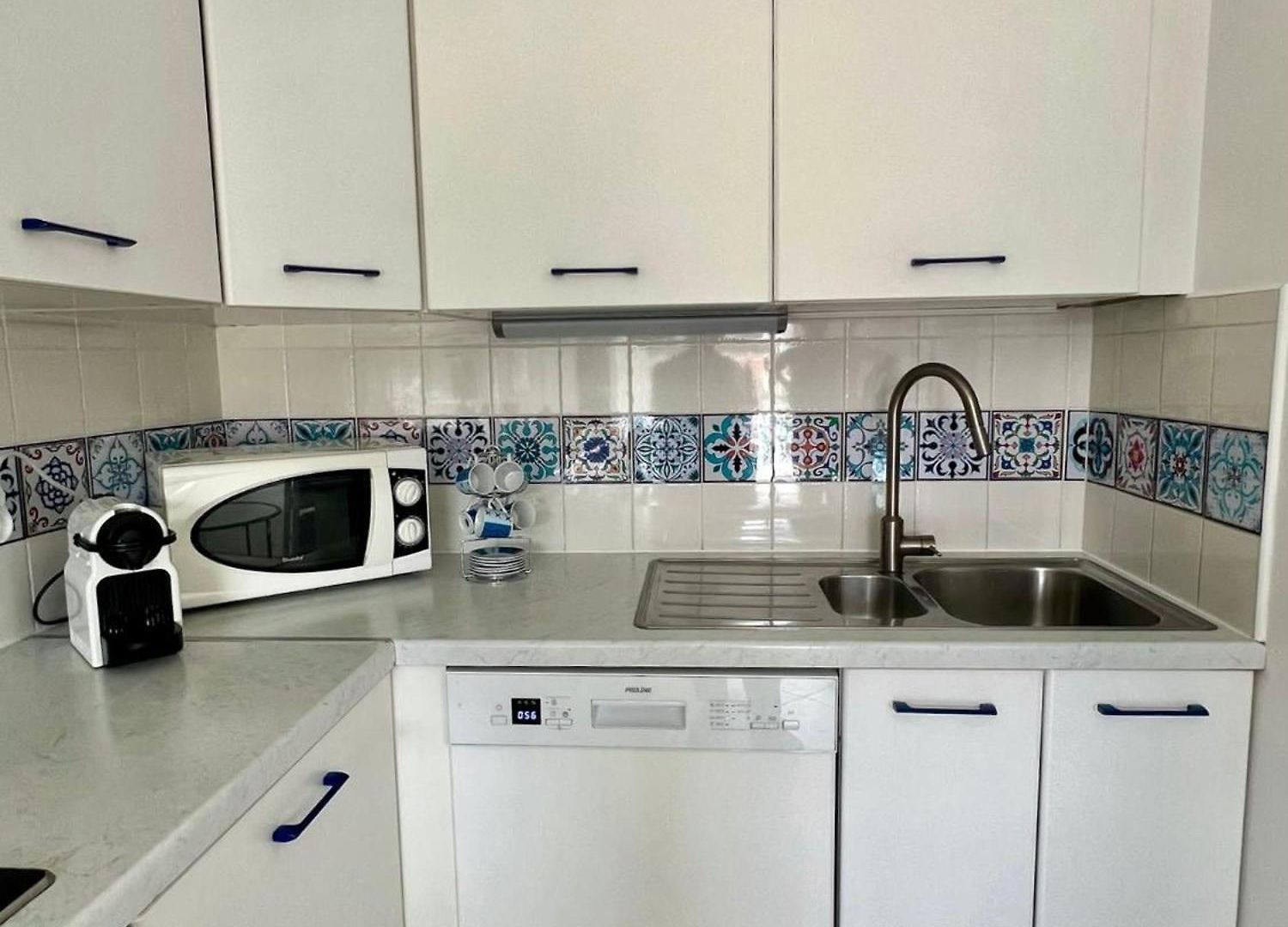 Apartment Risso - Charming One Bedroom With A Balcony *