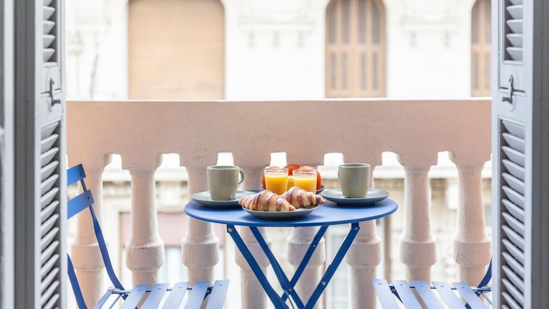 Appartement Retro-chic Proche De La Mer, 4 à 6 Personnes Nice