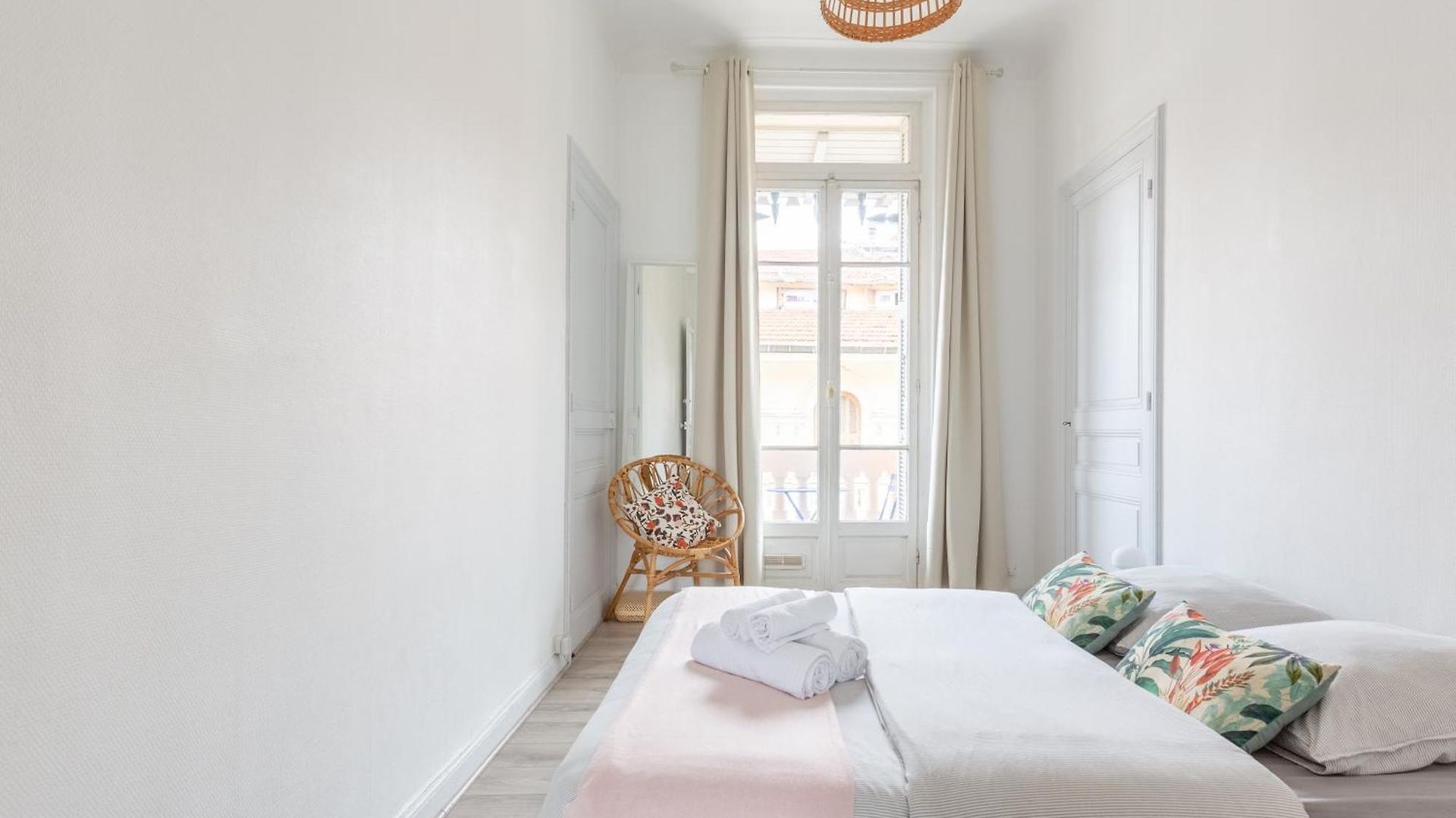 Retro-chic Proche De La Mer, 4 à 6 Personnes *
