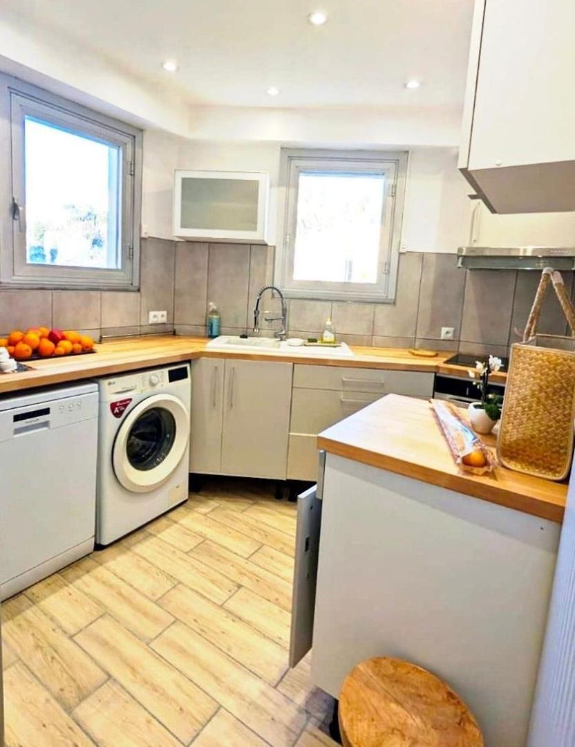 3p 72m2 Climatisé Vue Exceptionnelle Cathédrale St Nicolas Et Appartement