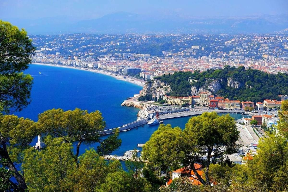 3p 72m2 Climatisé Vue Exceptionnelle Cathédrale St Nicolas Et Appartement Nice