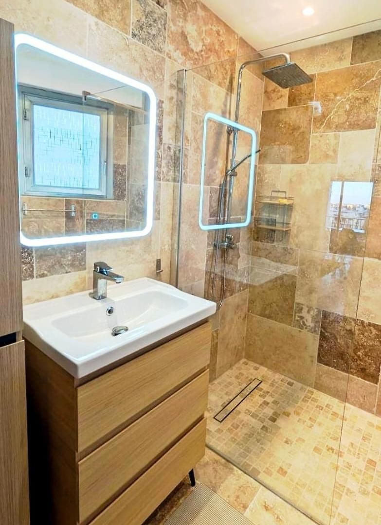 Appartement 3p 72m2 Climatisé Vue Exceptionnelle Cathédrale St Nicolas Et