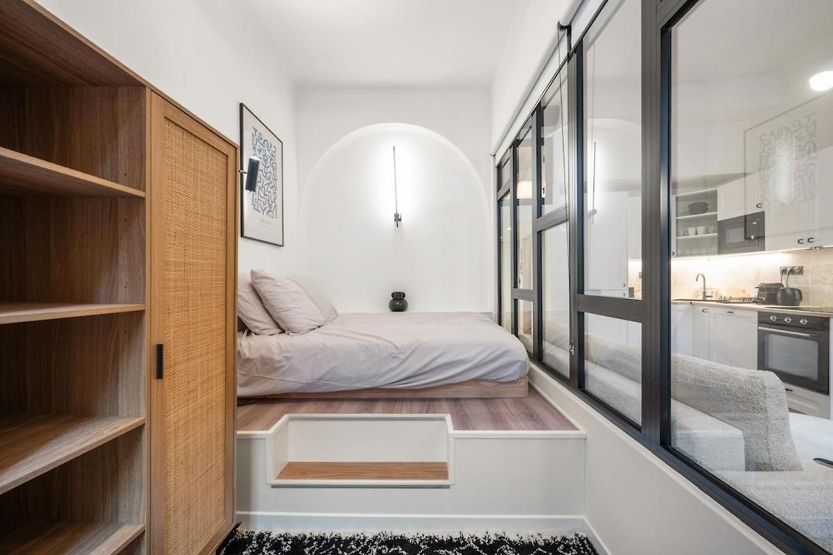 Beautiful Apartment, Old Appartement