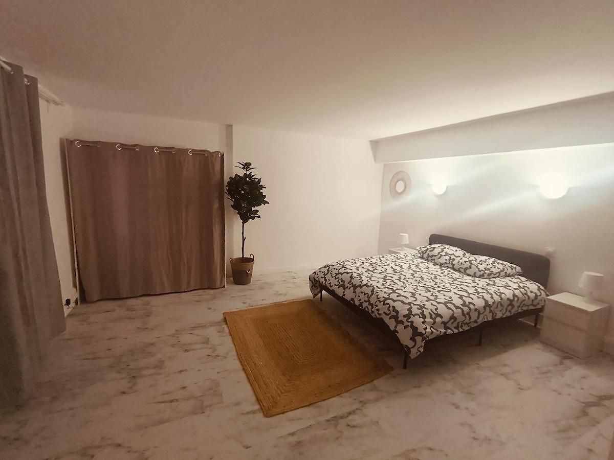 Appartement Superbe T2 De 95 M