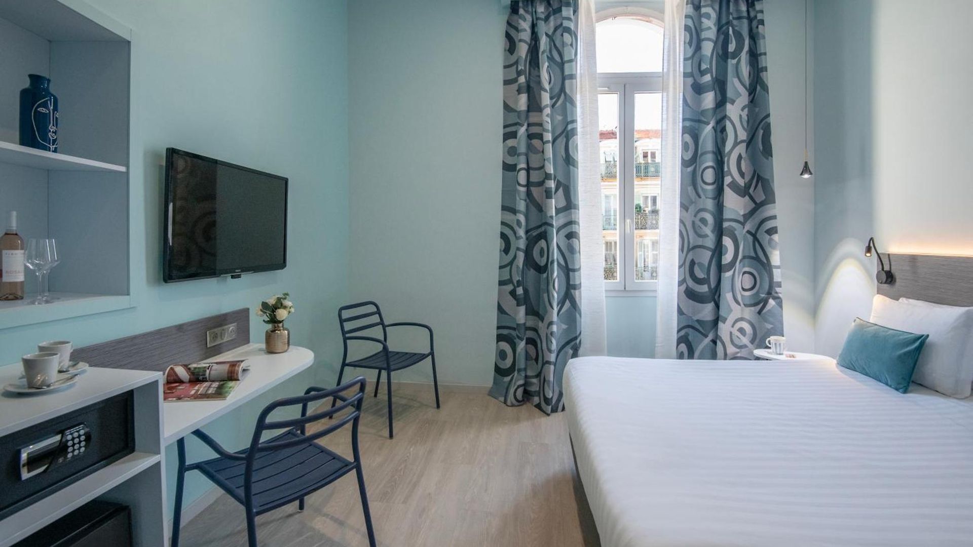 Western Alba 4*