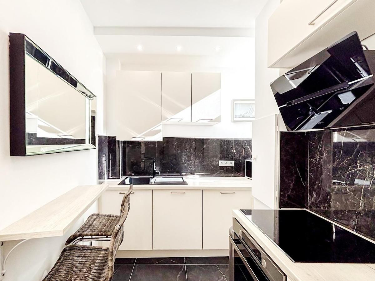 #12 Staywizus - 1bdr Joffre, 5min From Old Town Ac & Wifi