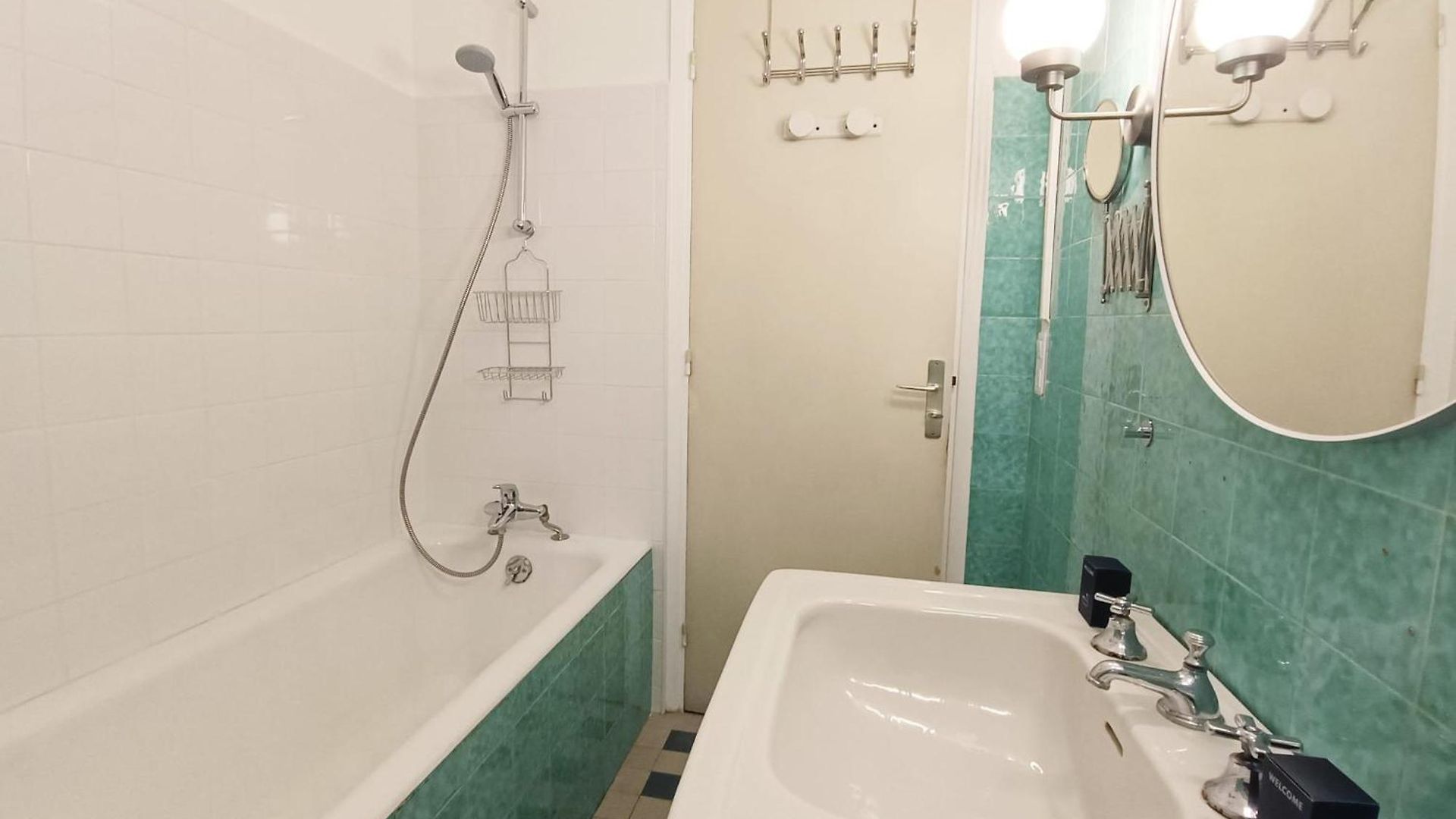 Charming T1 With Terrace And Sea View Apartment *