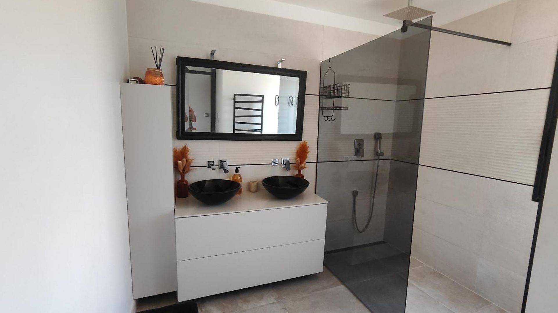 Villa Moderne Piscine Jacuzzi