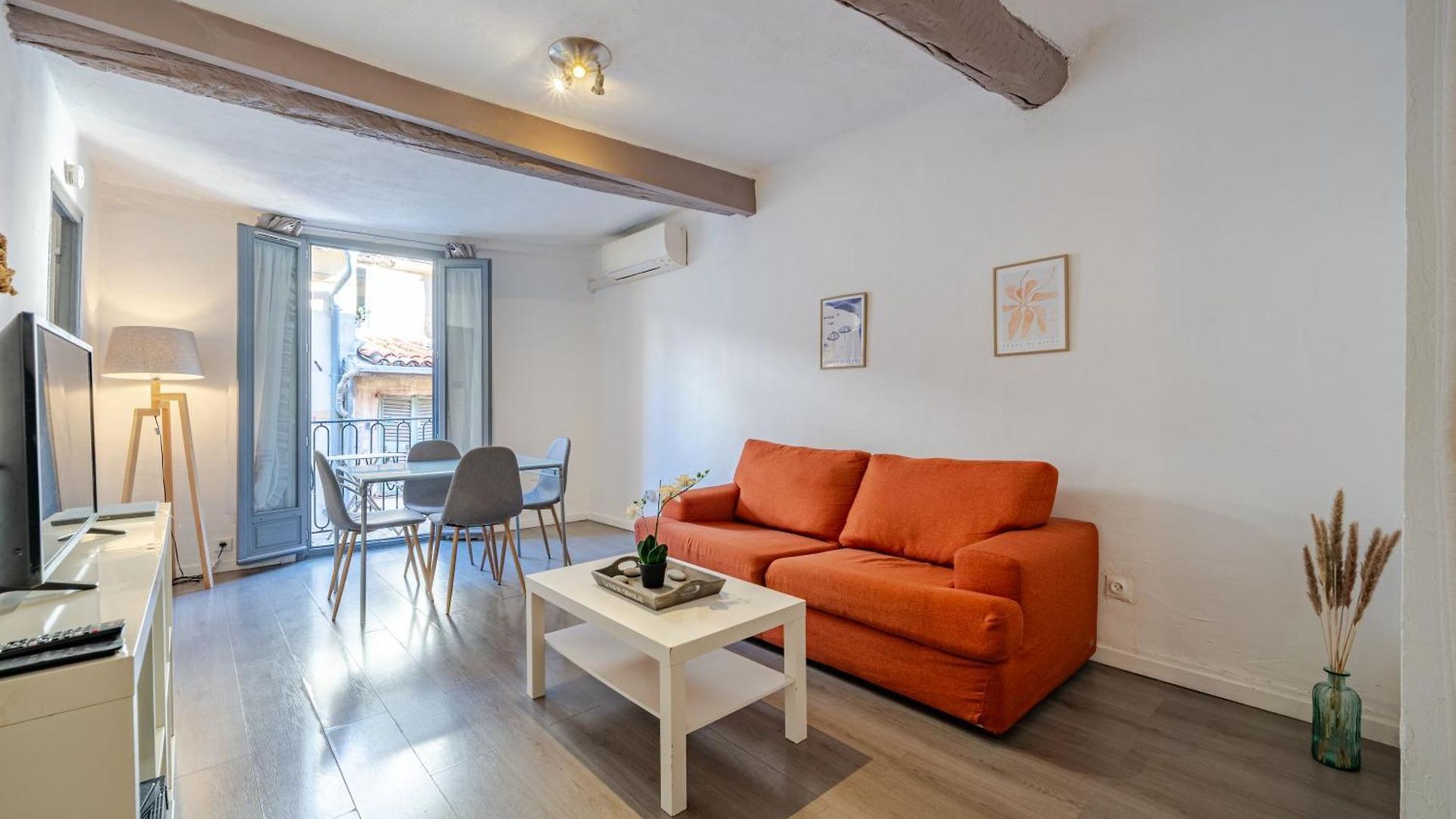 Vieux-nice 2p Climatisé Balcon Appartement *