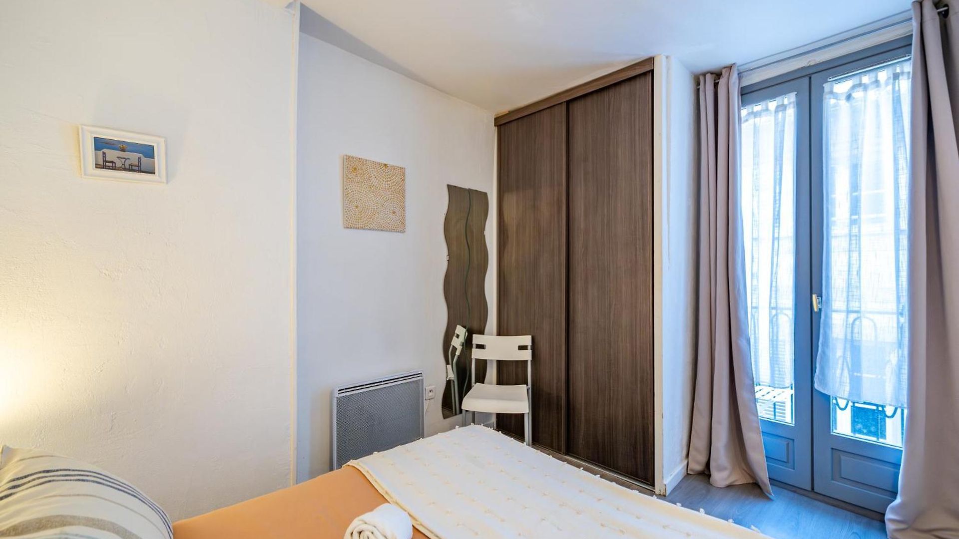 Vieux-nice 2p Climatisé Balcon Appartement