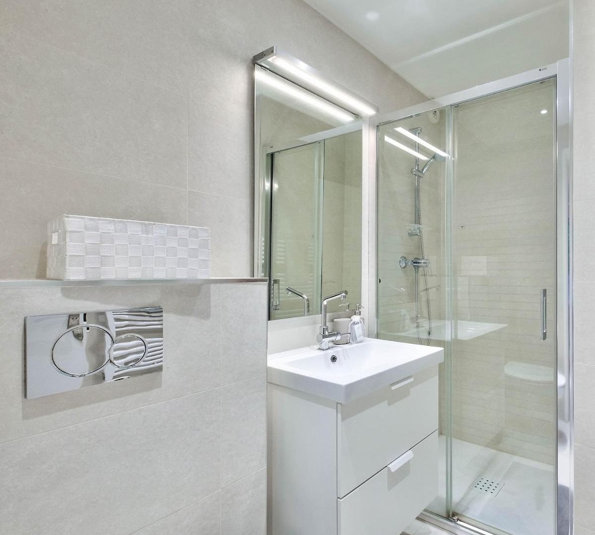 Flat With Balcony 15min From Promenade Des Appartement *