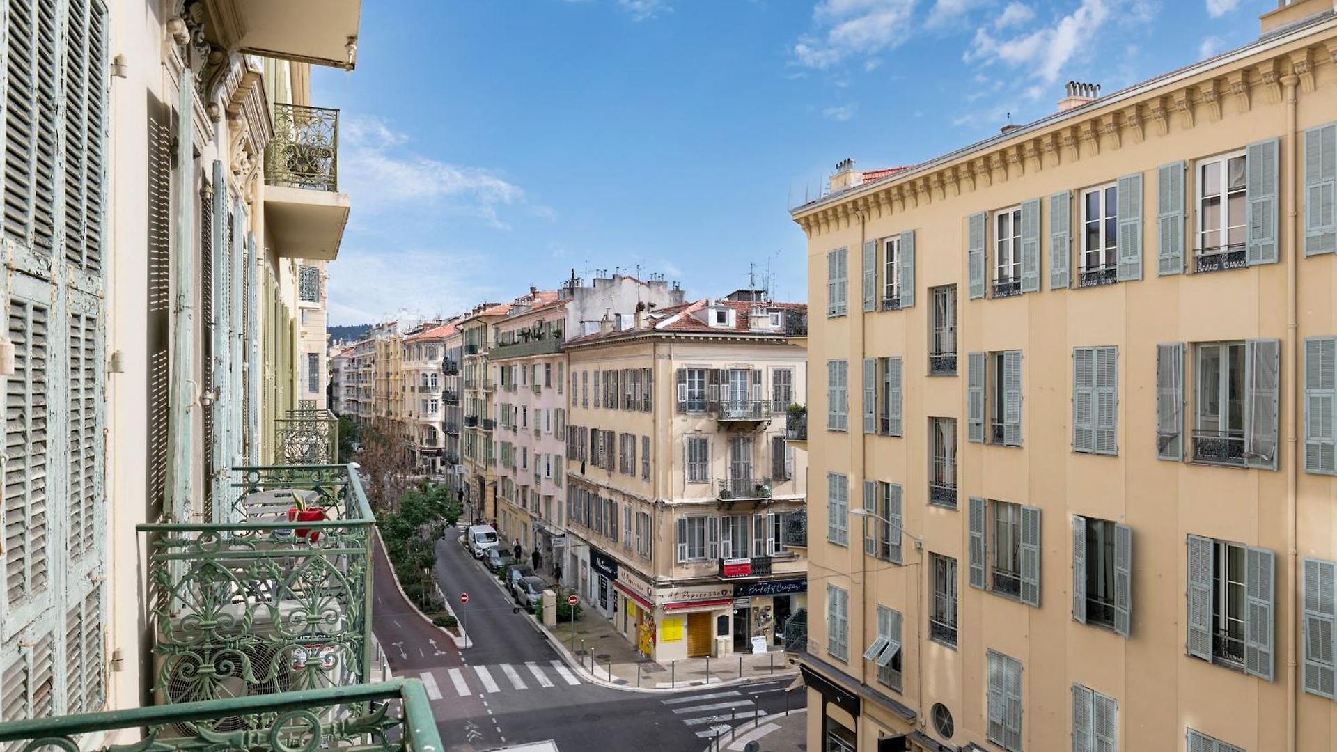 Jaune Fshh Appart hôtel