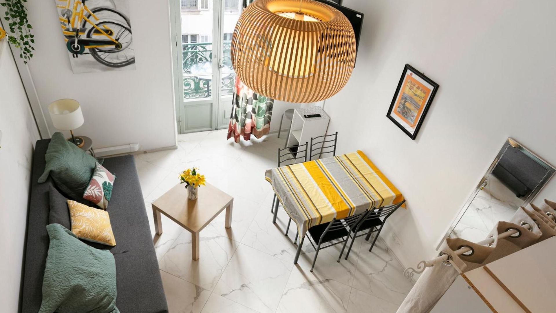 Appart hôtel Jaune Fshh 3*
