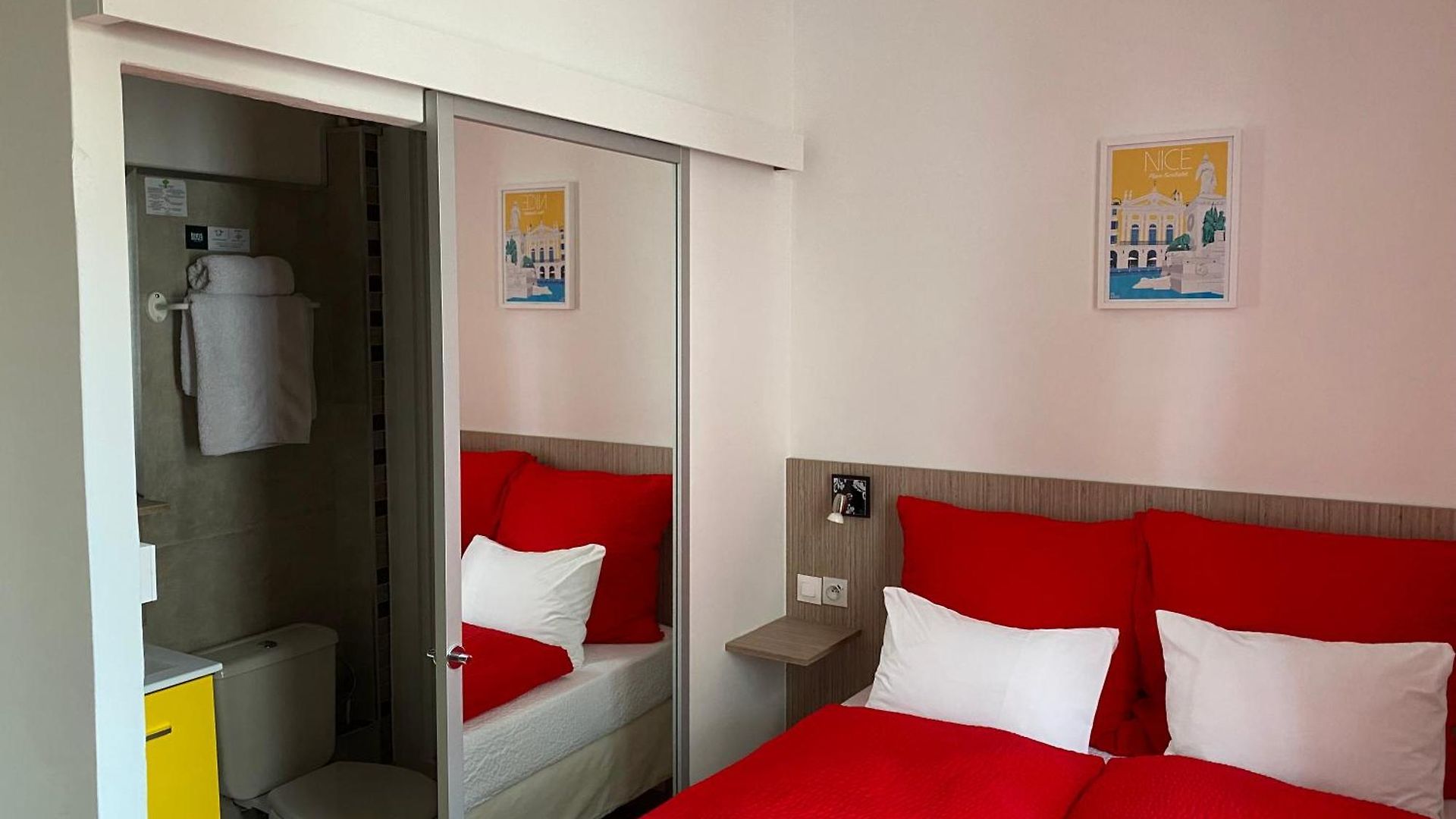 Hotel Logis Victorine Nice