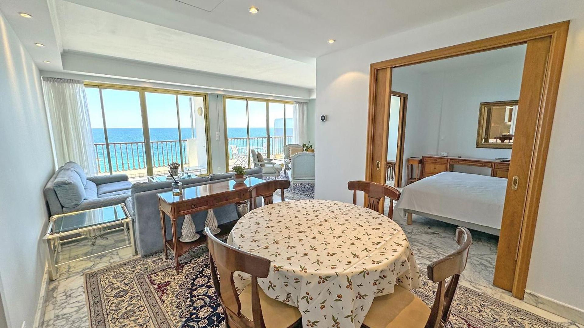 Panoramic Sea View Promenade Appartement *