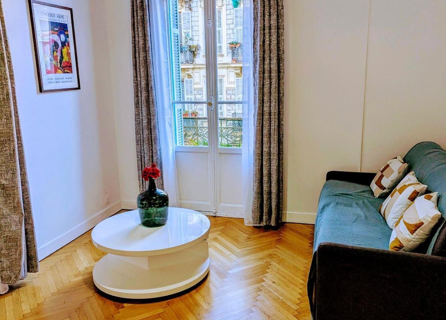 3 Pieces 70m2 Coeur De *