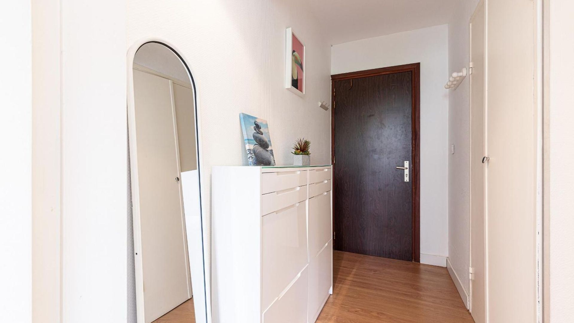 1 Bdr Appartement *