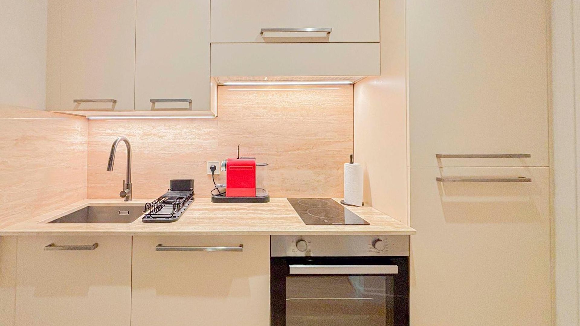 Petit Cocon Au Cœur Du Vieux-nice, Wifi, Ac, 2pers Appartement Nice