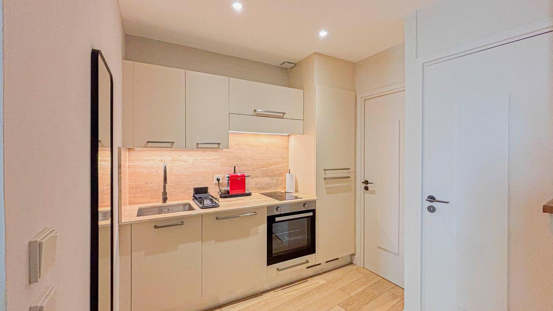 Petit Cocon Au Cœur Du Vieux-nice, Wifi, Ac, 2pers Appartement Nice