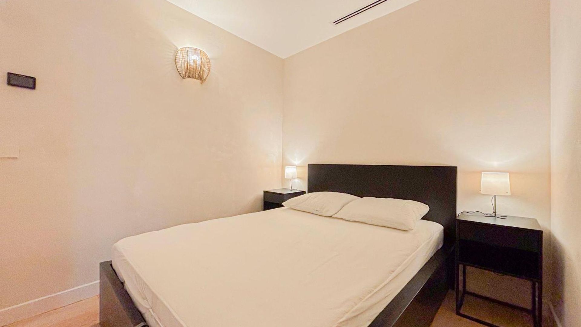 Petit Cocon Au Cœur Du Vieux-nice, Wifi, Ac, 2pers *