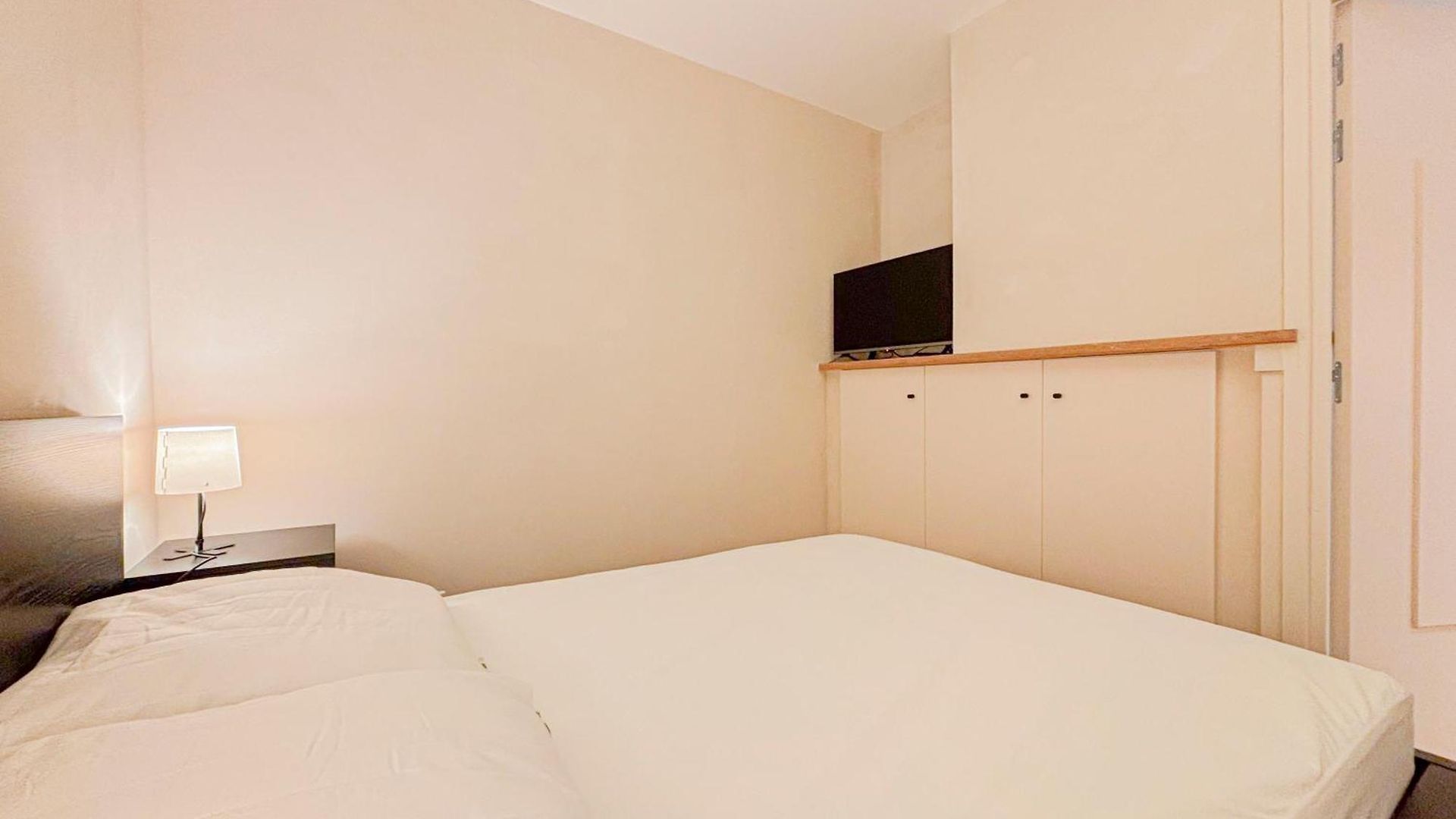 Petit Cocon Au Cœur Du Vieux-nice, Wifi, Ac, 2pers * Nice