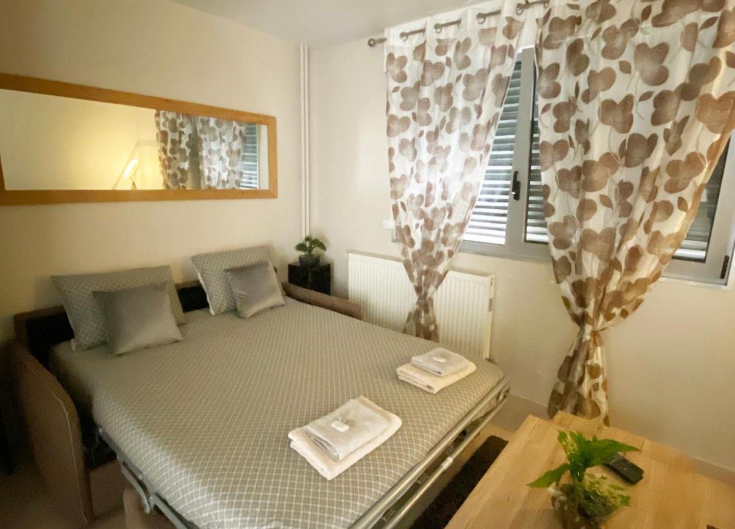 Bel 2 Pièces - 10min De La Appartement *