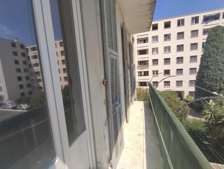 2pieces - 1 - Port De - Balcon * Nice