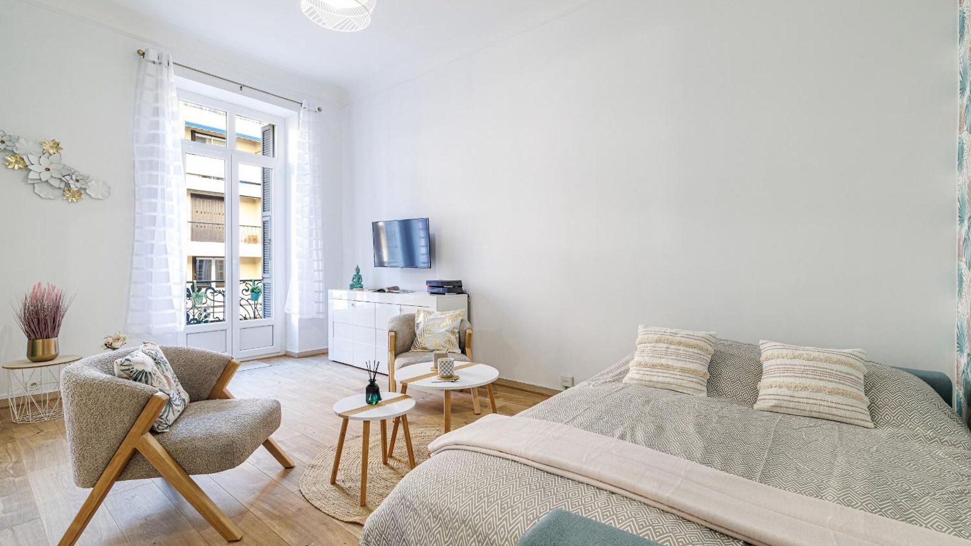 Appartement 36 Stalngrad - Spacieux - Le Port - 6 Pers Nice