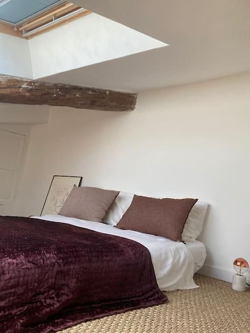Appartement Deux Pièces Dans Le Quartier Du Port