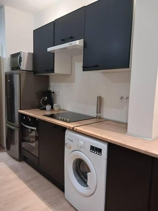 Très Beau 2 Pièces à Appartement