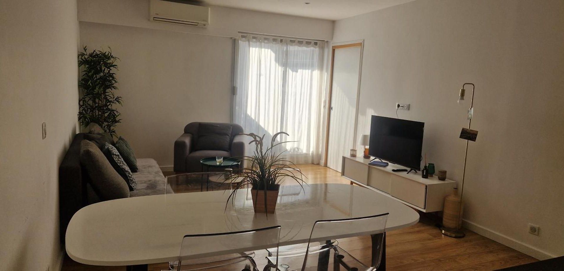 Centre De - A-c - Wifi - Balcon 500m Promenade Des Apartment