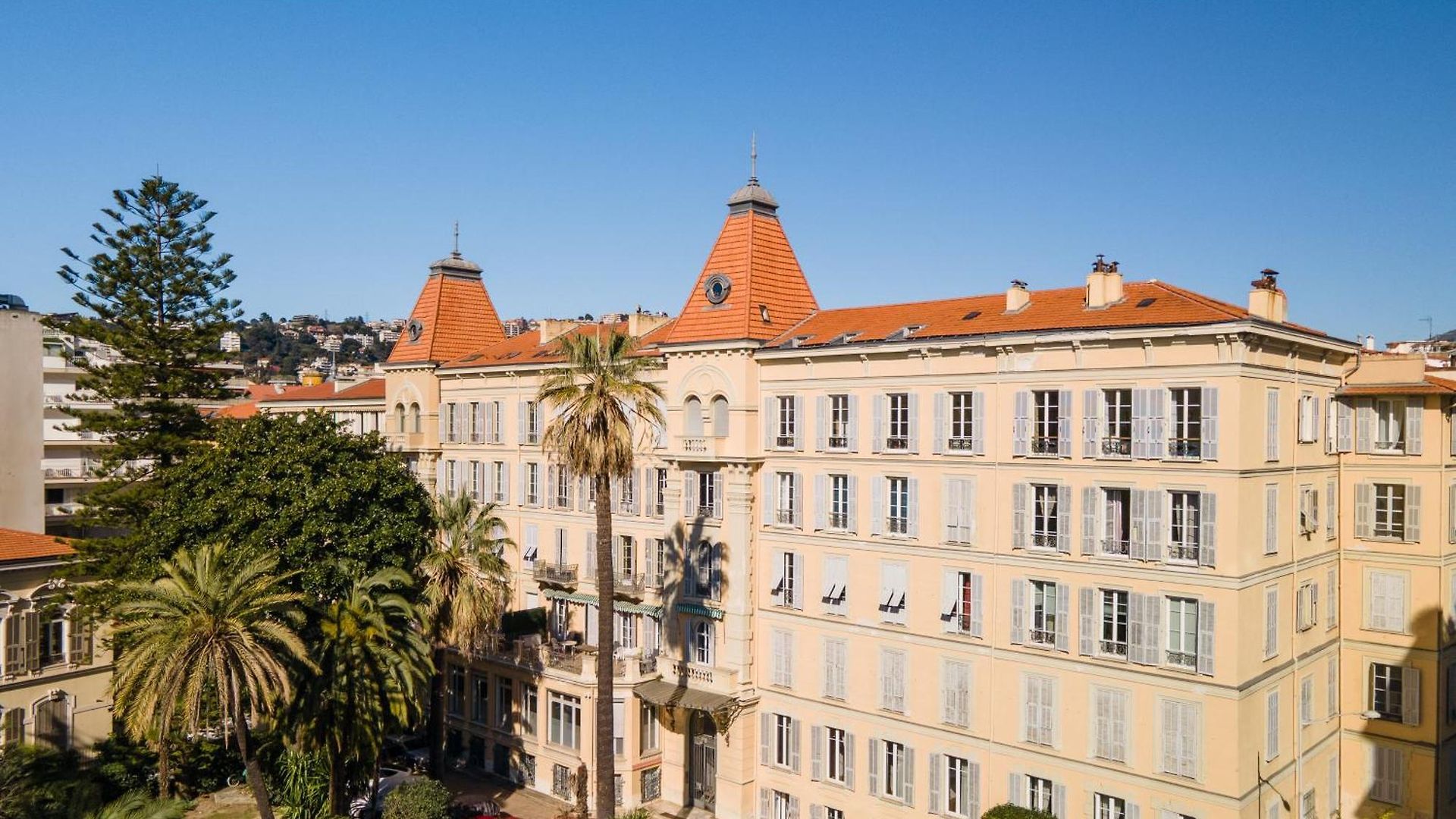 Renting - Victor - Historic Palace Luxury 3 Bedrooms Nice
