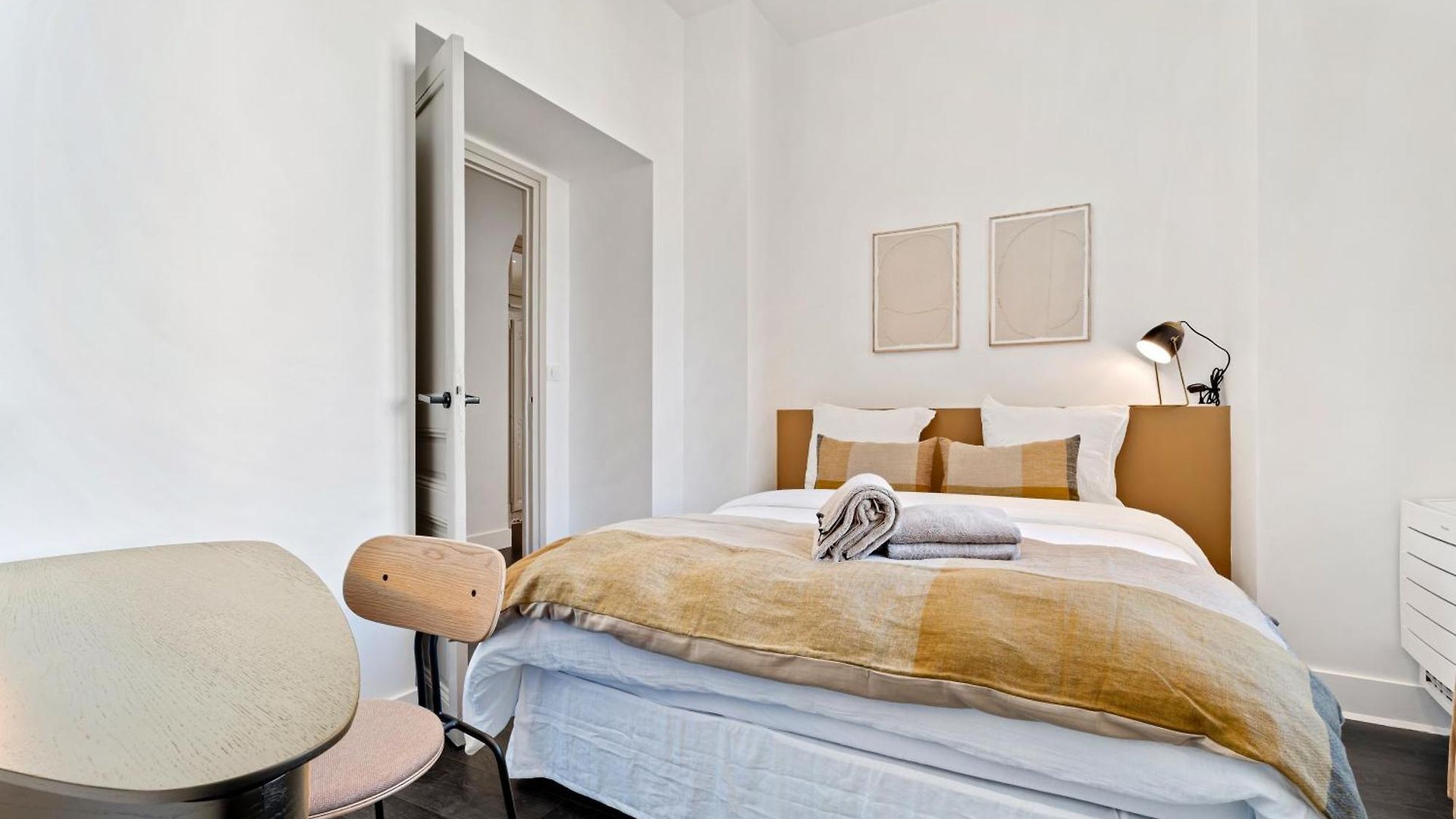 Appartement Renting - Victor - Historic Palace Luxury 3 Bedrooms *