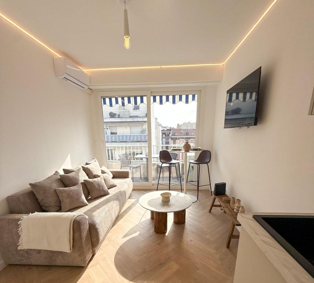 Apartment Port De Nice, 4pers Emplacement Ideal Equipe Balcon *