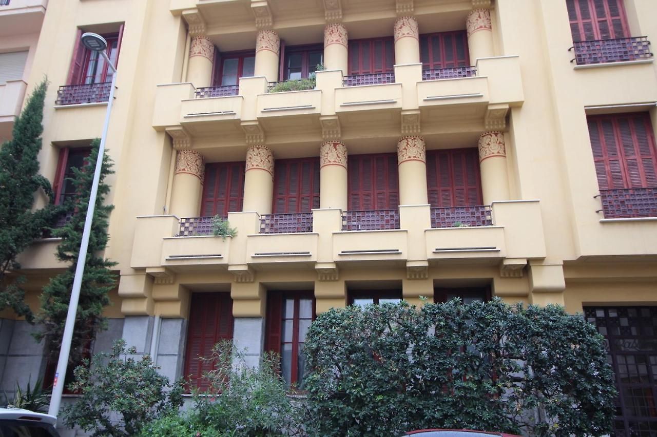 50m2 Carré D'or Proche Appartement